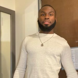 Meet your Posher, Dominic